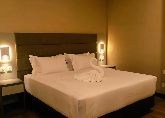 Hotel Staycity Serviced